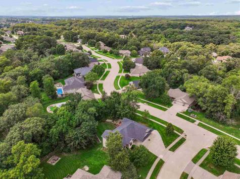 1685 Redbud Circle North Liberty IA 52317