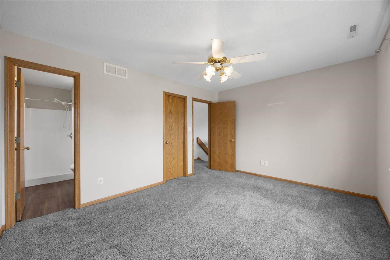 1333 Woolridge Drive Coralville IA 52241