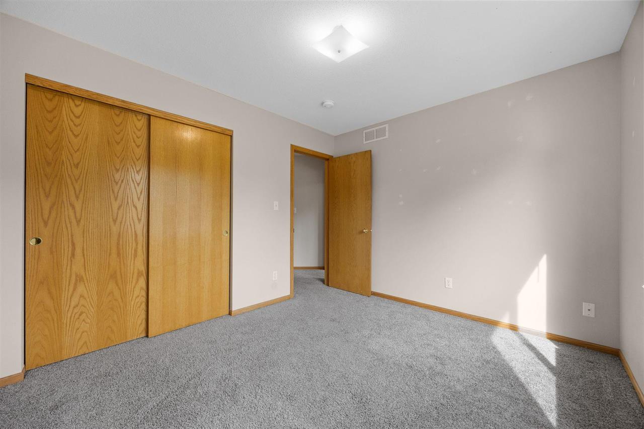 1333 Woolridge Drive Coralville IA 52241