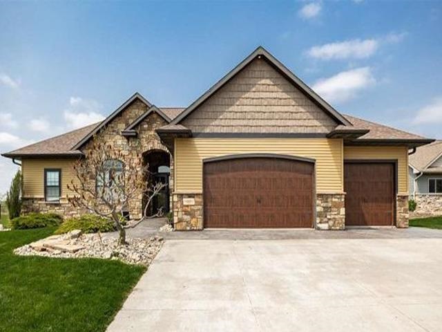 1817 NE Wenrose Drive North Liberty IA 52317