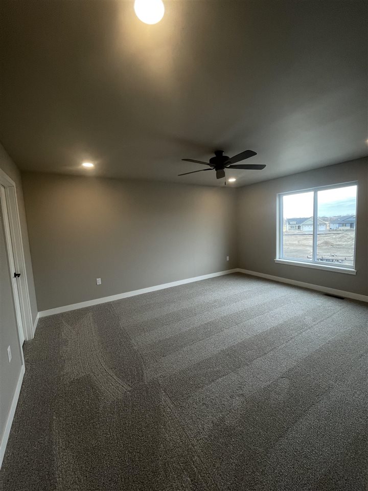 138 Buysse Lane West Liberty IA 52776