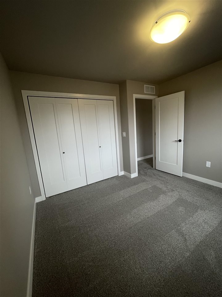 138 Buysse Lane West Liberty IA 52776