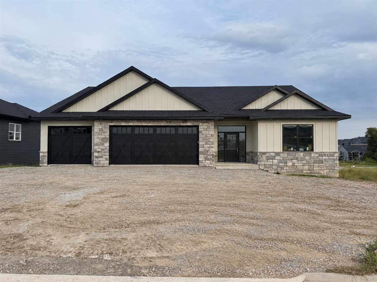 Tiffin IA, 652 Rock Ridge Road