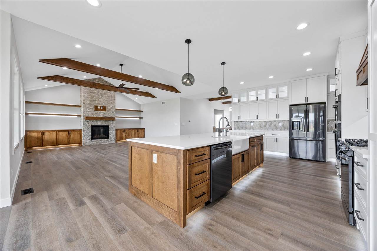 652 Rock Ridge Road Tiffin IA 52340