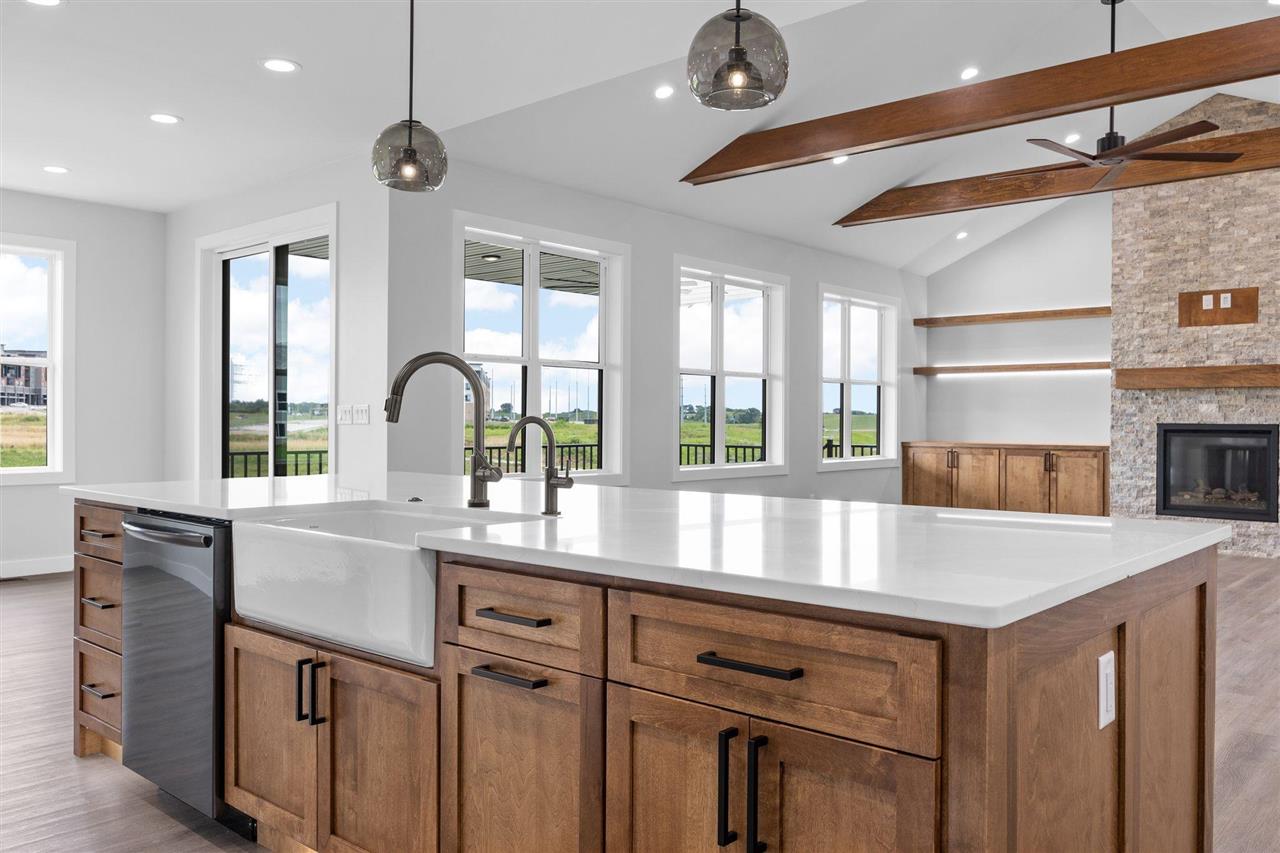 652 Rock Ridge Road Tiffin IA 52340