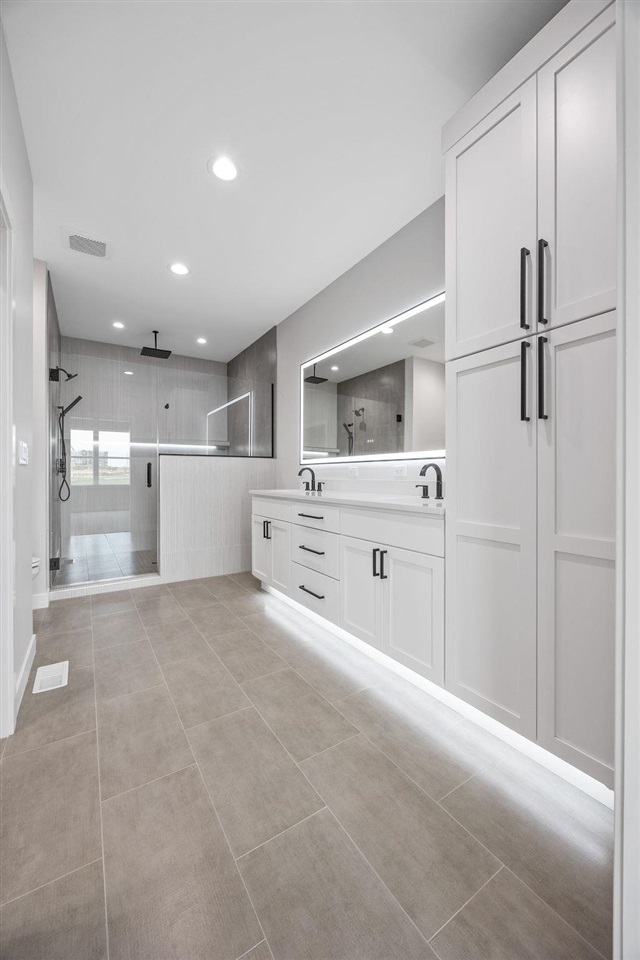 652 Rock Ridge Road Tiffin IA 52340