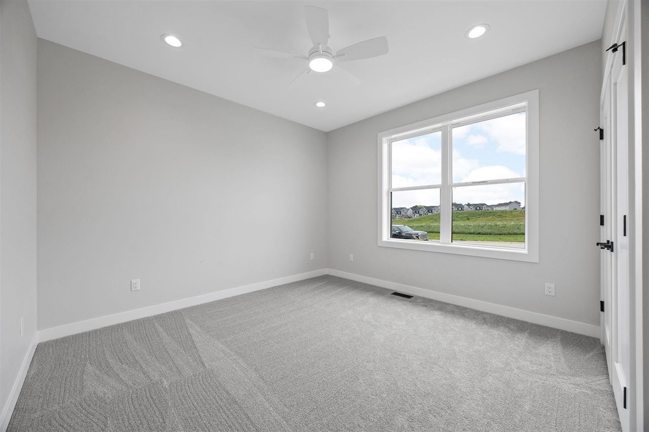 652 Rock Ridge Road Tiffin IA 52340