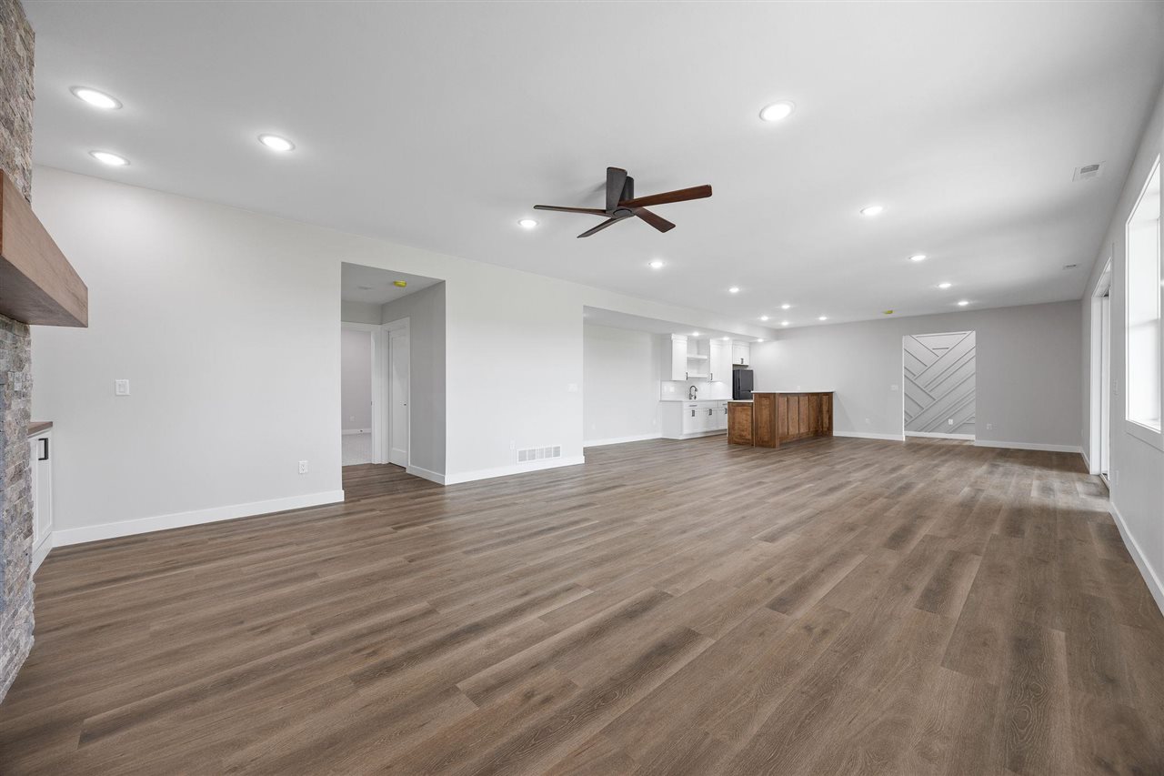 652 Rock Ridge Road Tiffin IA 52340