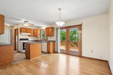 1822 Y Avenue Homestead IA 52236