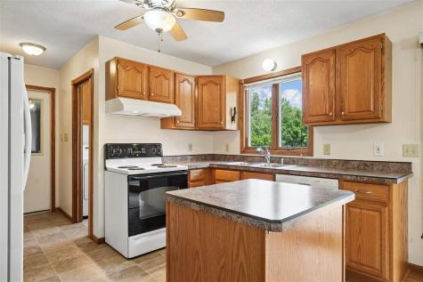 1822 Y Avenue Homestead IA 52236