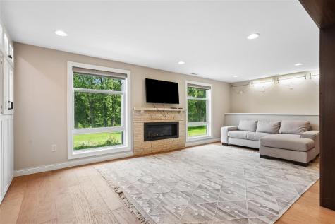 1822 Y Avenue Homestead IA 52236