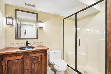 1822 Y Avenue Homestead IA 52236