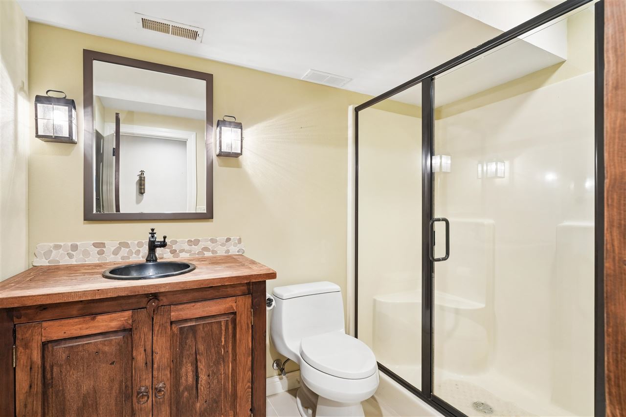 1822 Y Avenue Homestead IA 52236