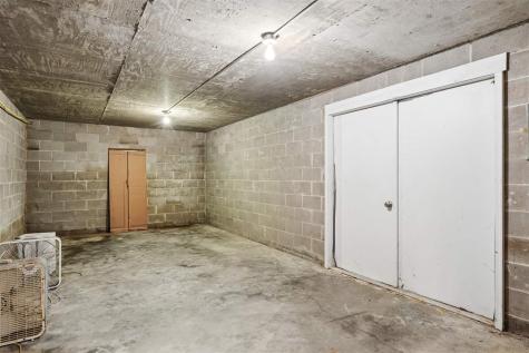 1822 Y Avenue Homestead IA 52236