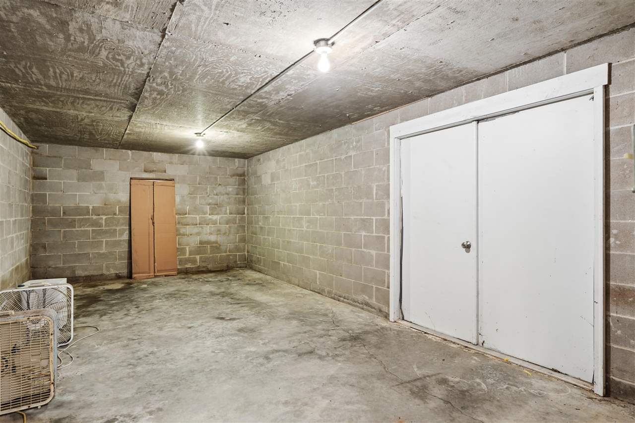1822 Y Avenue Homestead IA 52236