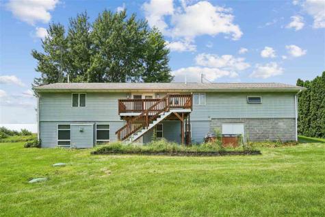 1822 Y Avenue Homestead IA 52236