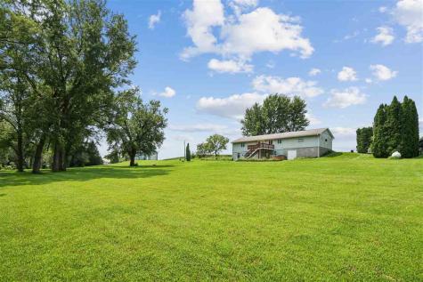 1822 Y Avenue Homestead IA 52236