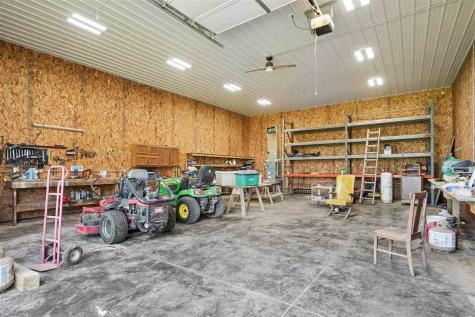 1822 Y Avenue Homestead IA 52236