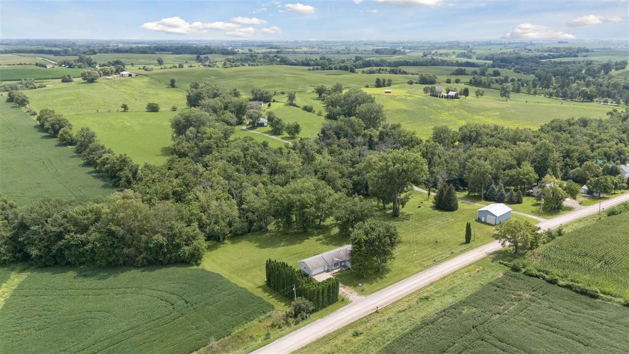 1822 Y Avenue Homestead IA 52236