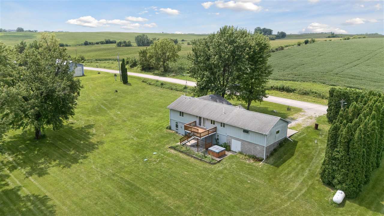 1822 Y Avenue Homestead IA 52236