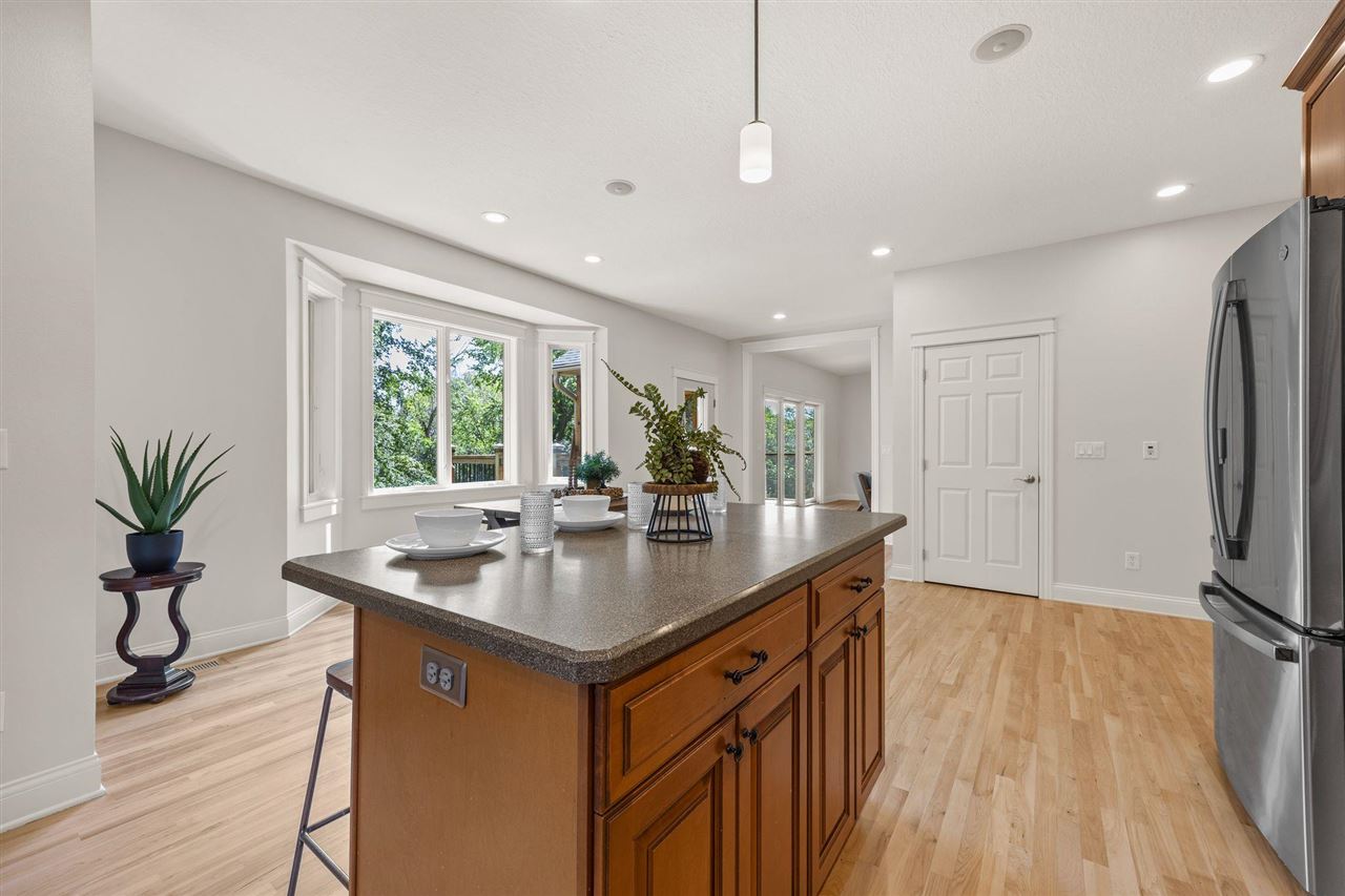1008 Tamarack Trail Iowa City IA 52245