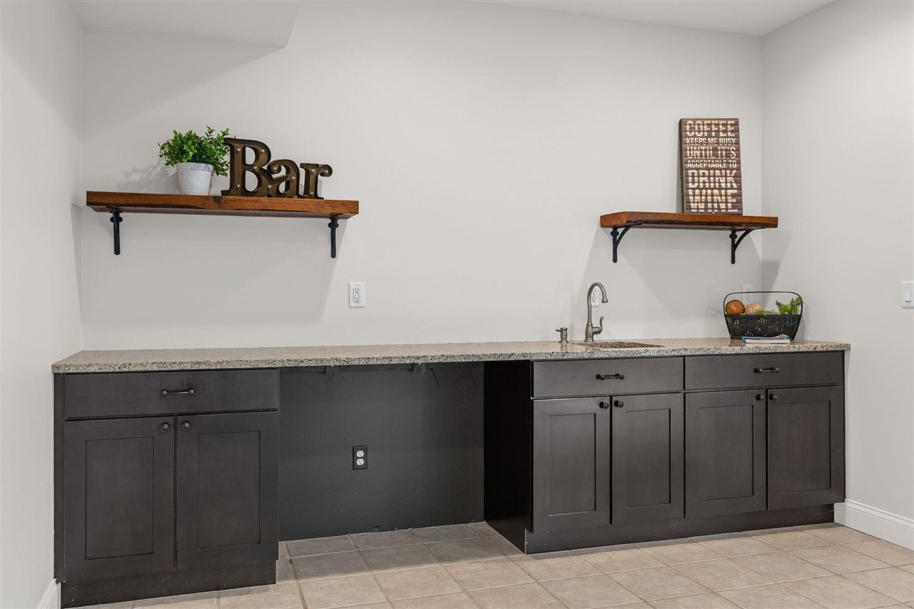 1008 Tamarack Trail Iowa City IA 52245