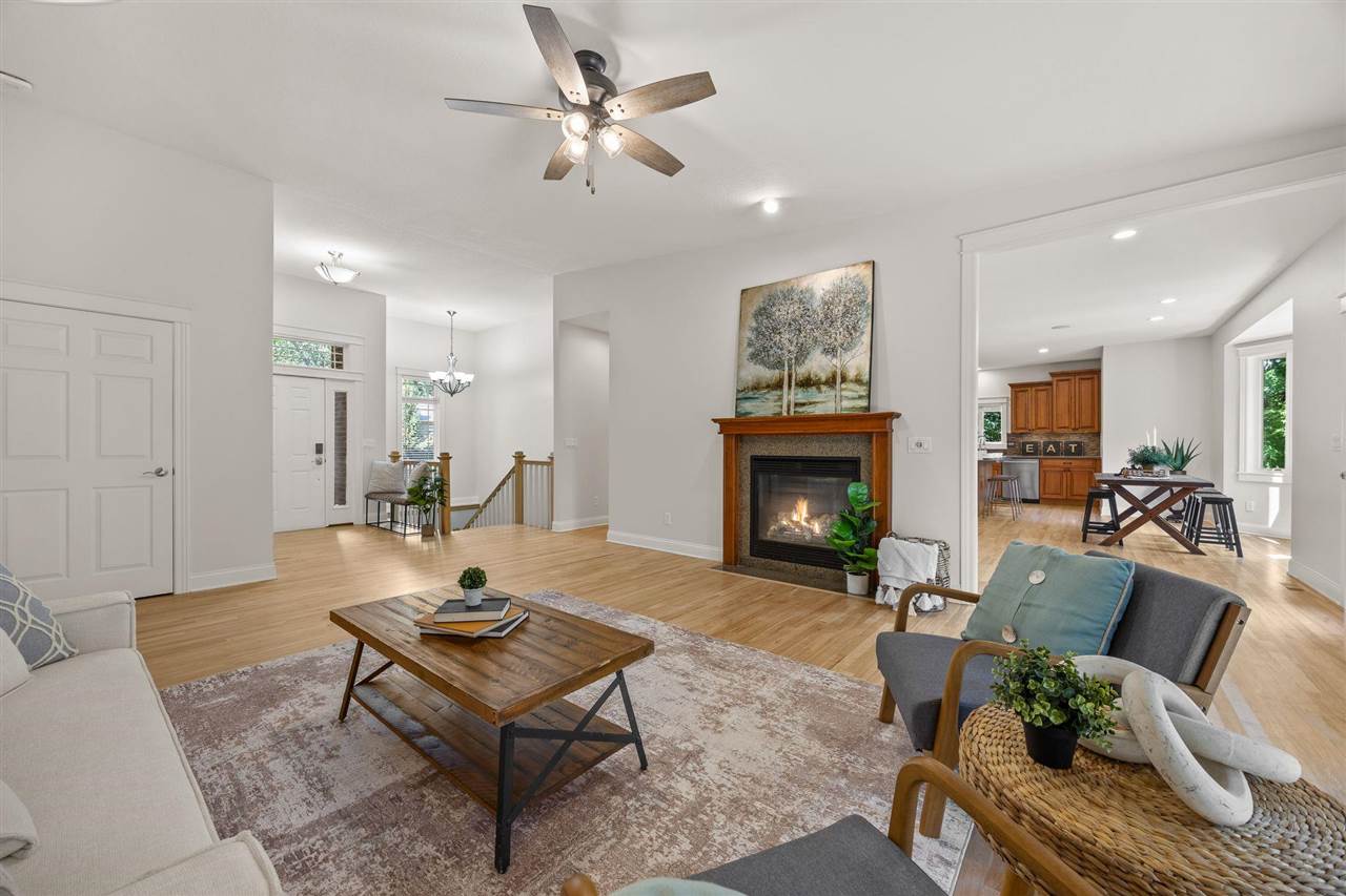 1008 Tamarack Trail Iowa City IA 52245