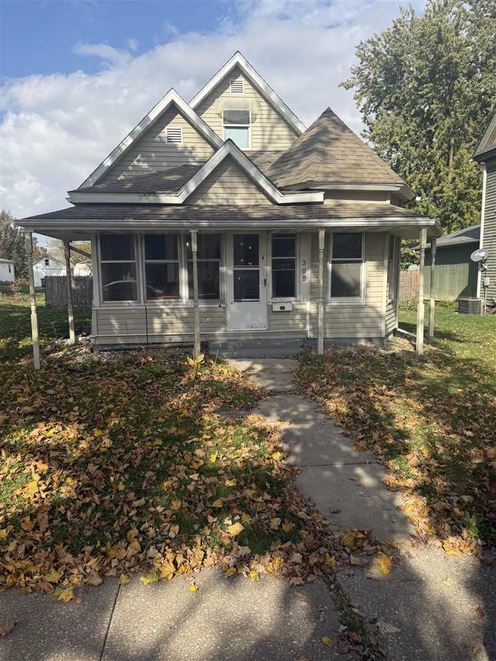 309 E 4th Street West Liberty IA 52776
