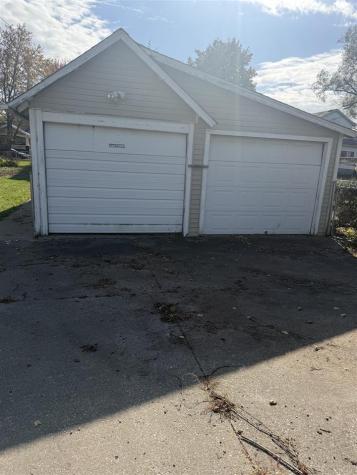 309 E 4th Street West Liberty IA 52776