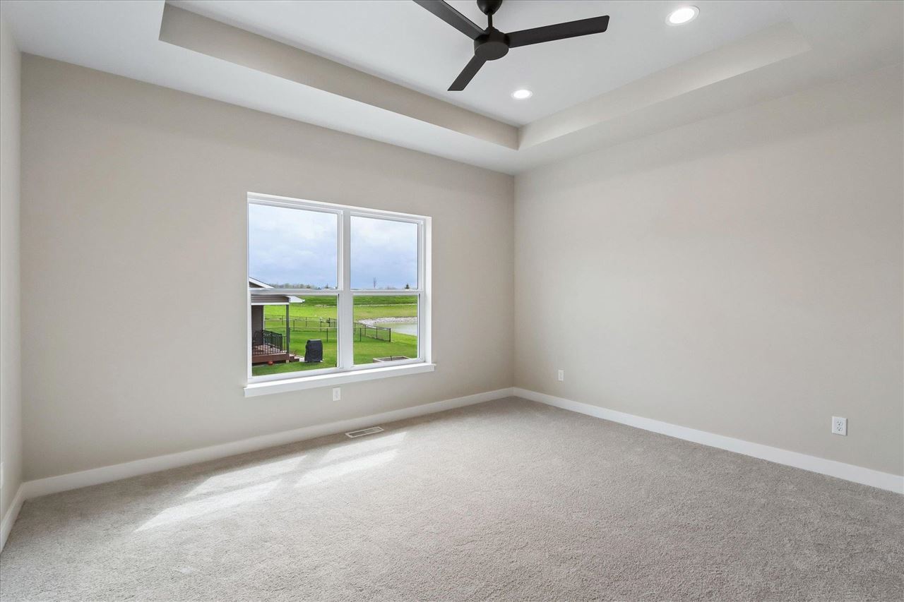 1003 Highland Trail Solon IA 52333