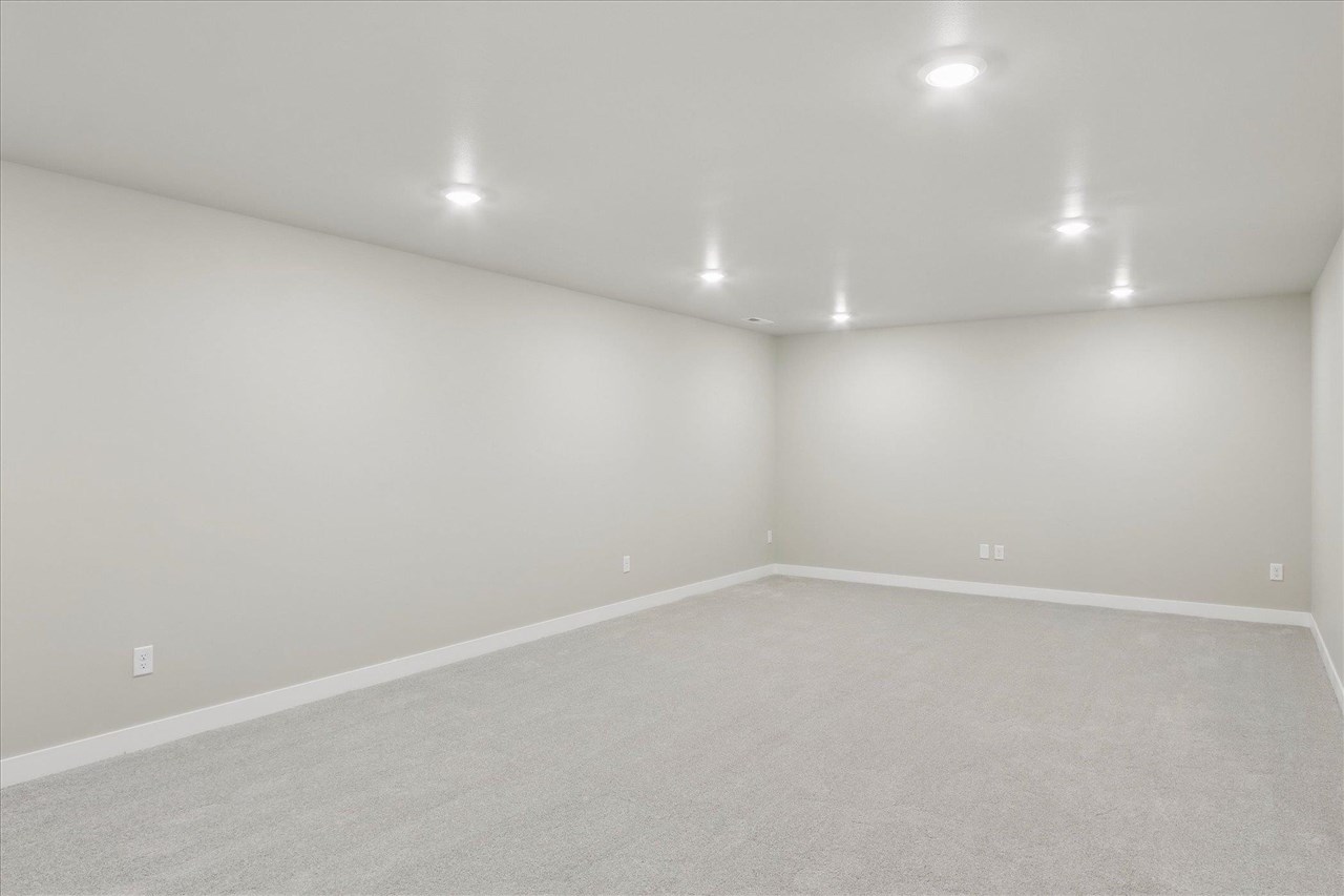 1003 Highland Trail Solon IA 52333