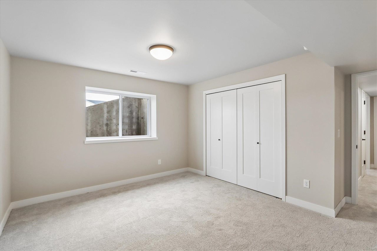 1003 Highland Trail Solon IA 52333