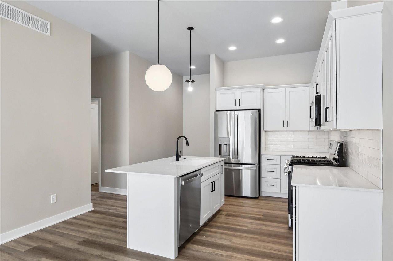 1003 Highland Trail Solon IA 52333
