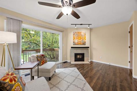 1152 Cambria Court Iowa City IA 52246