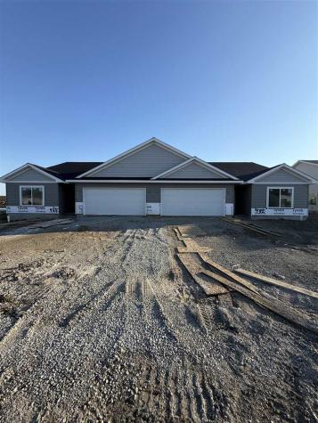 932 Eisenhower Boulevard North Liberty IA 52317