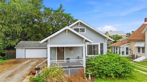413 S 3rd Avenue Washington IA 52353