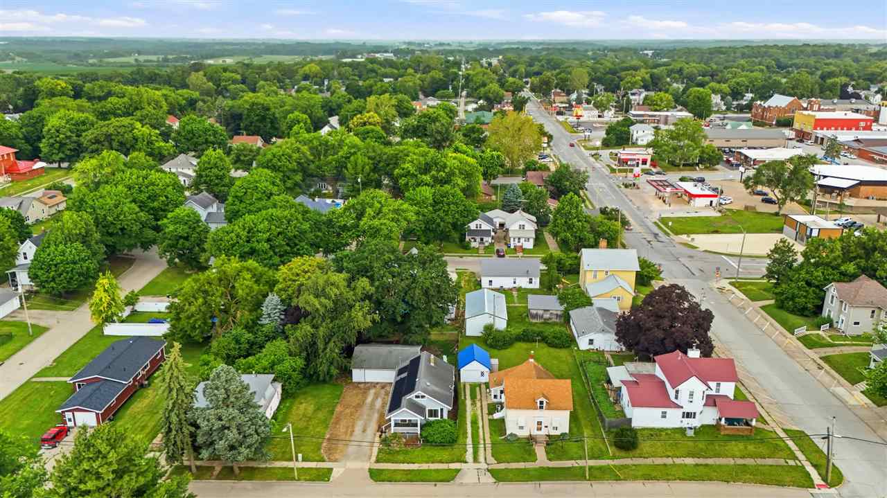 413 S 3rd Avenue Washington IA 52353