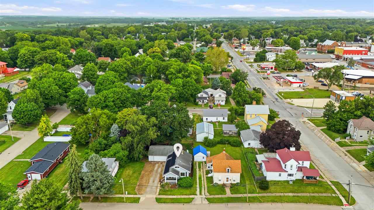 413 S 3rd Avenue Washington IA 52353