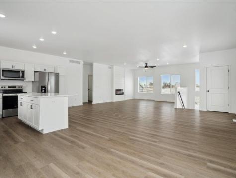 1502 Duncan Drive Muscatine IA 52761