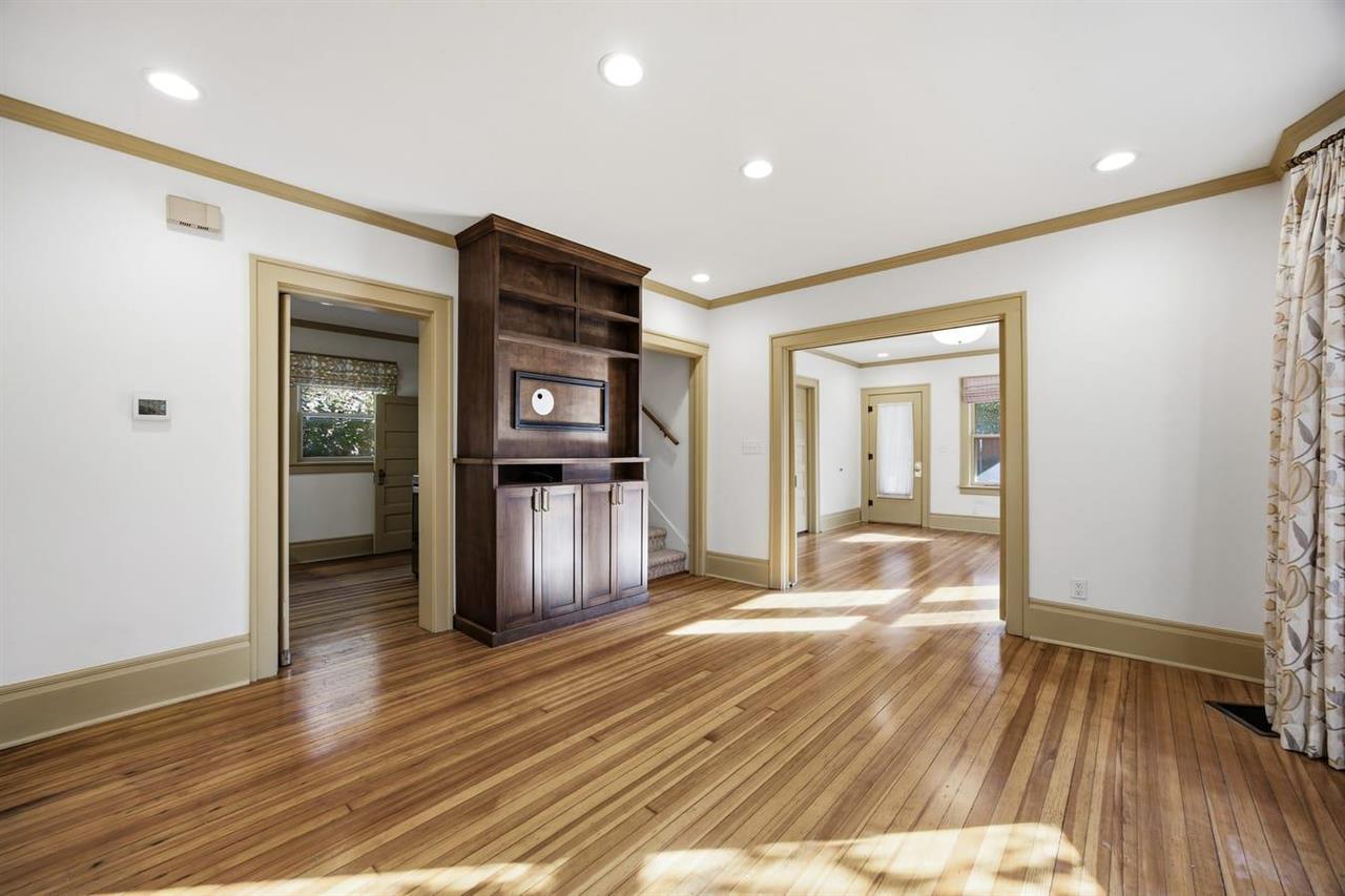 1207 Marcy Street Iowa City IA 52240