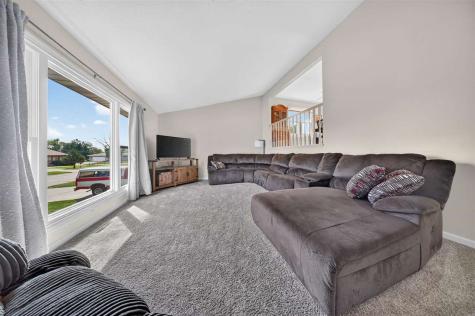 3140 27th Avenue Marion IA 52302