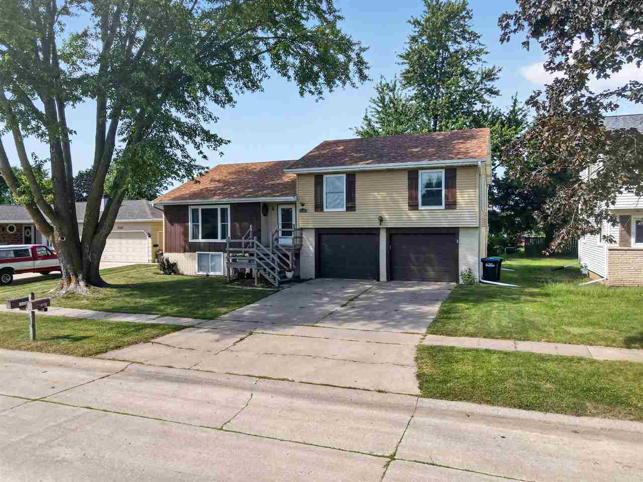 3140 27th Avenue Marion IA 52302