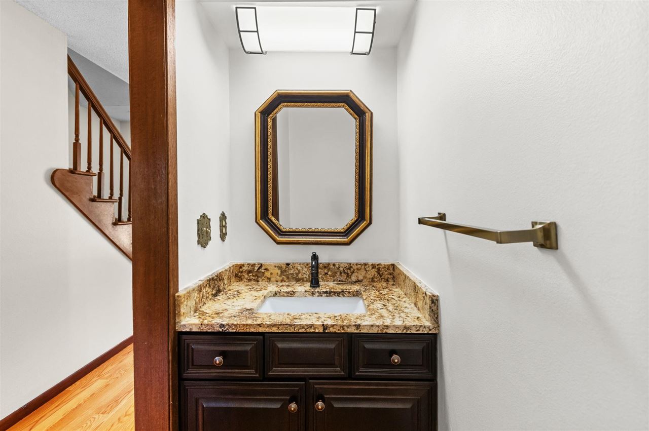 2620 Brookland Drive Cedar Rapids IA 52402