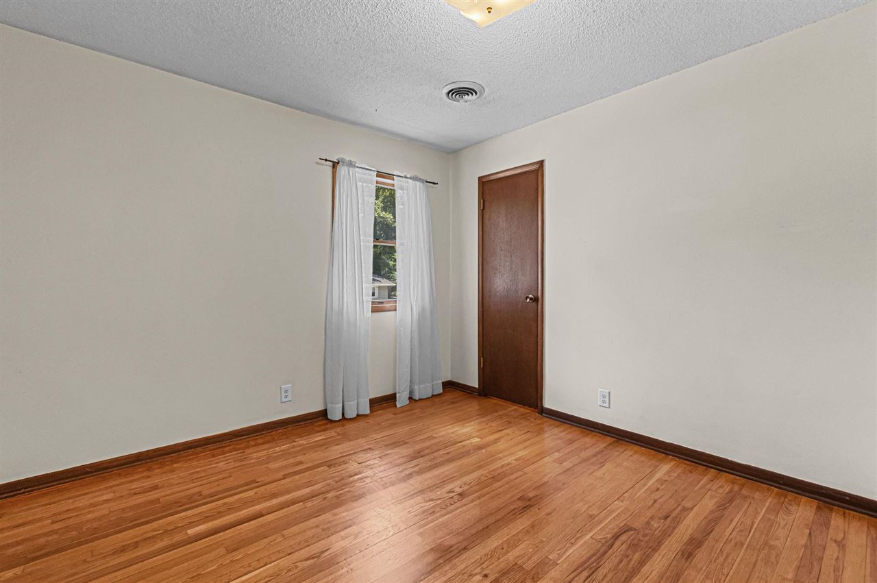2620 Brookland Drive Cedar Rapids IA 52402