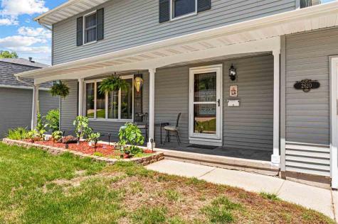 2620 Brookland Drive Cedar Rapids IA 52402