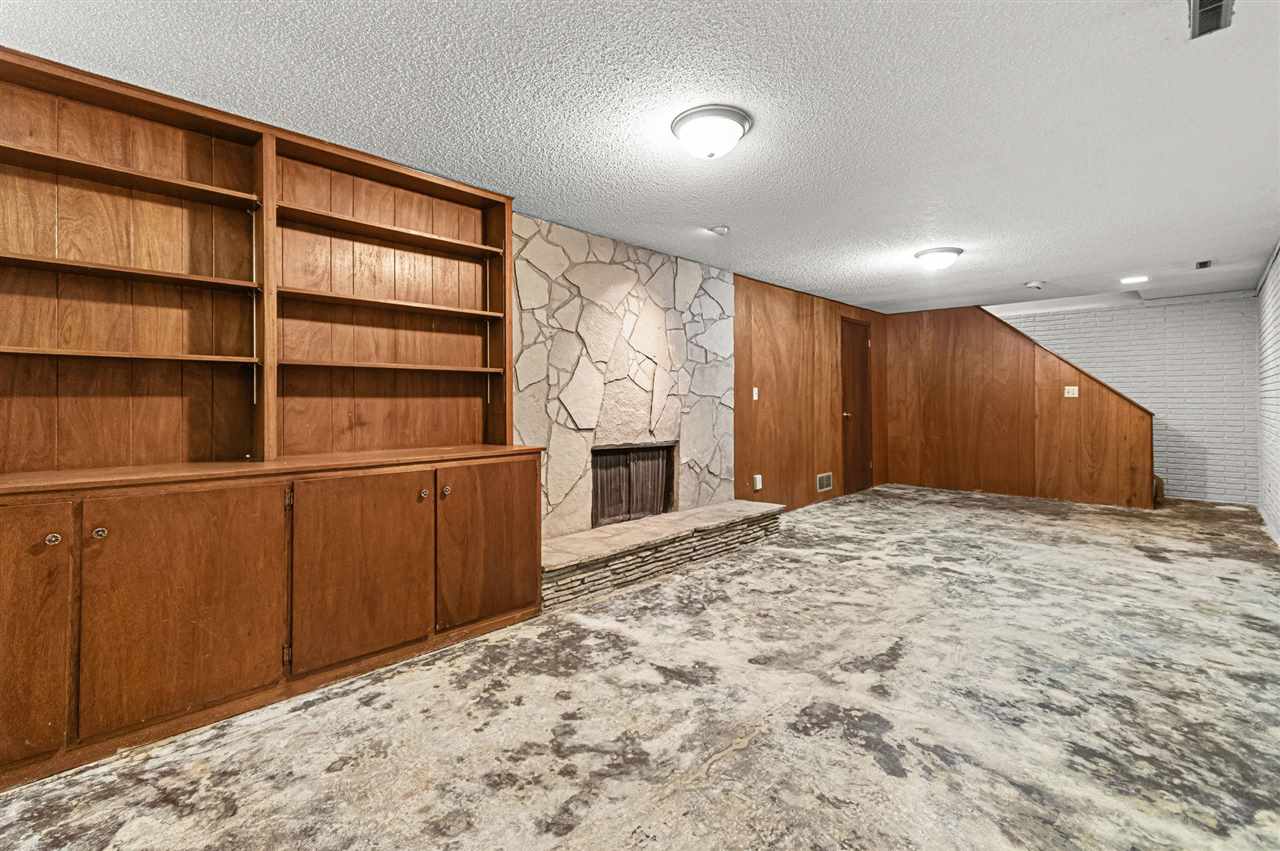 2620 Brookland Drive Cedar Rapids IA 52402