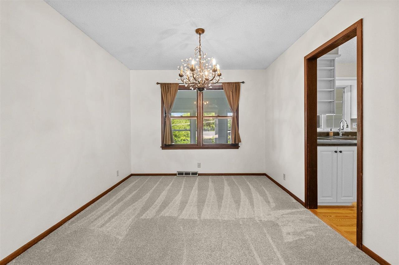 2620 Brookland Drive Cedar Rapids IA 52402