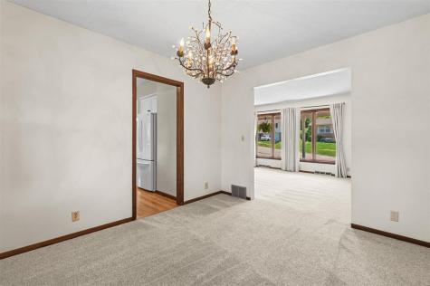 2620 Brookland Drive Cedar Rapids IA 52402