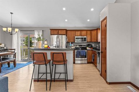 330 S Stewart North Liberty IA 52317