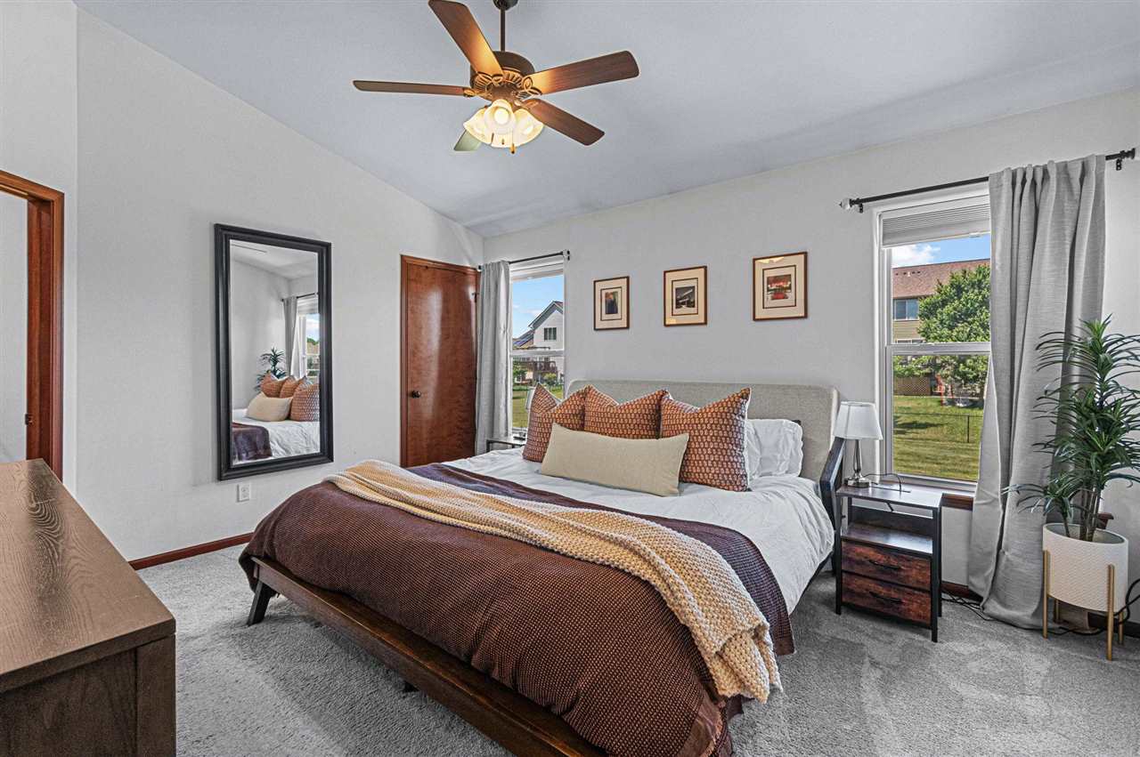 330 S Stewart North Liberty IA 52317